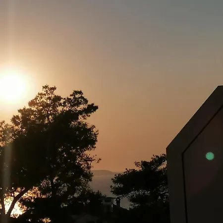 Niki Hvar Apartman *