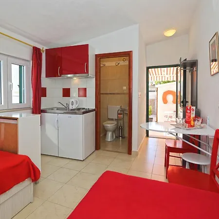 Apartman Niki Hvar *