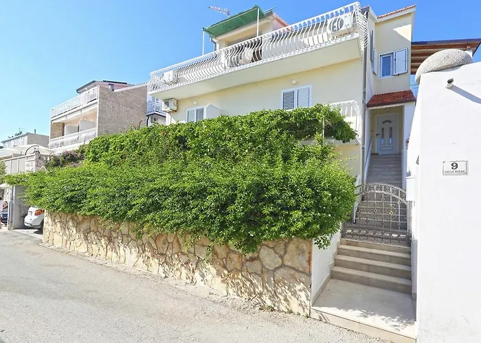 Appartamento Niki Hvar *