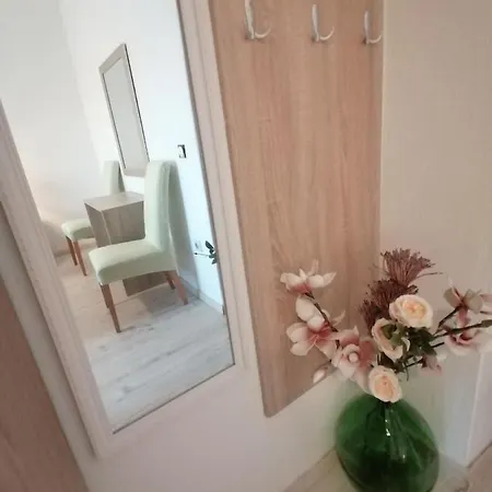 Apartment Niki Hvar