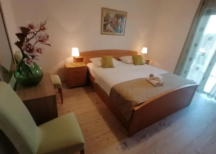 Apartamento Niki Hvar