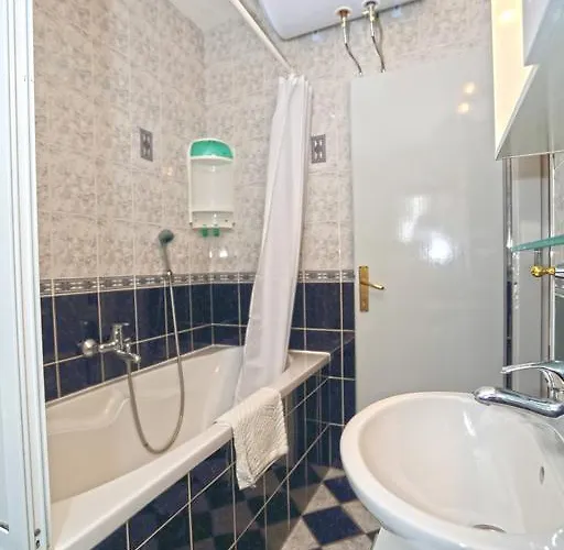 Niki Hvar * Hvar Town