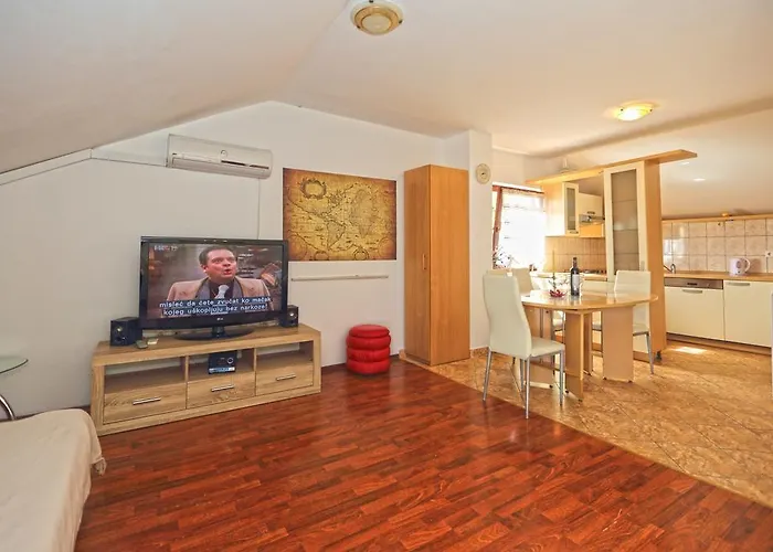 Niki Hvar Apartamento *