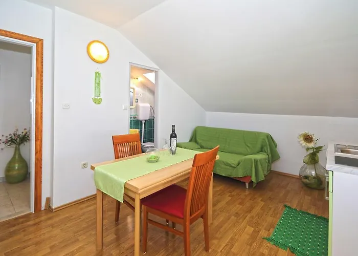Apartamento Niki Hvar